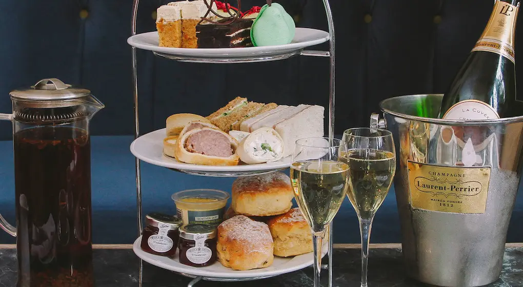 99028 Low Res For Web RGG