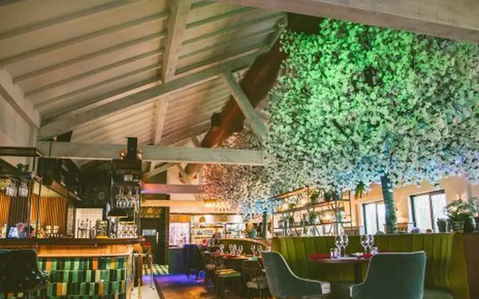 Castle Kitchen 464x348