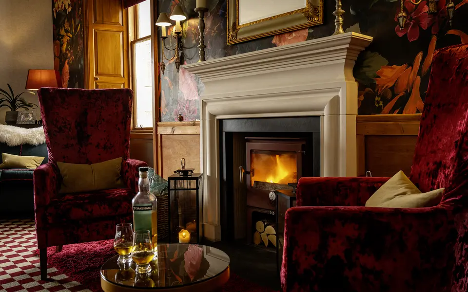 Duisdale House Hotel Lounge Fire Whisky 25 pg copy