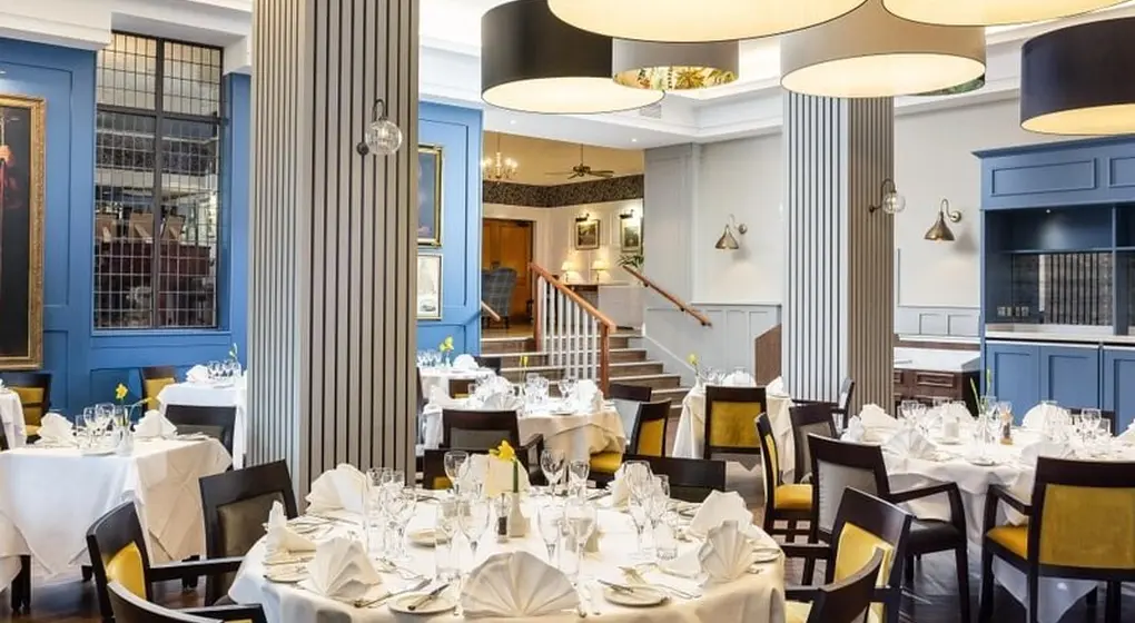 Helford Restaurant Medium