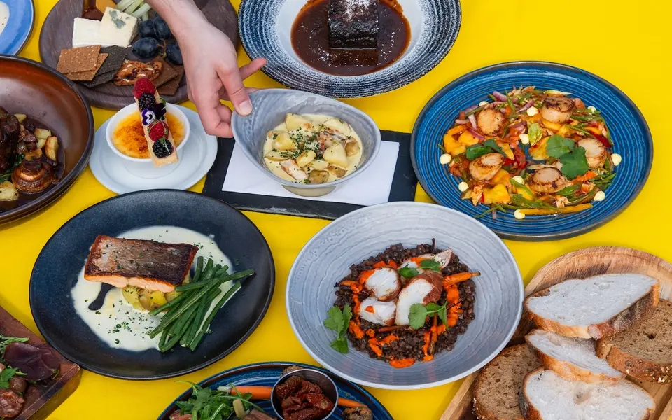 Waterside Spring Menu 19