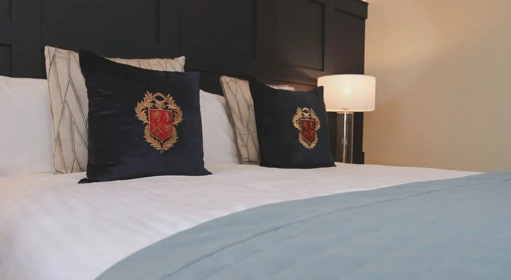 Stable Rooms Detail Images BOR 9 Medium