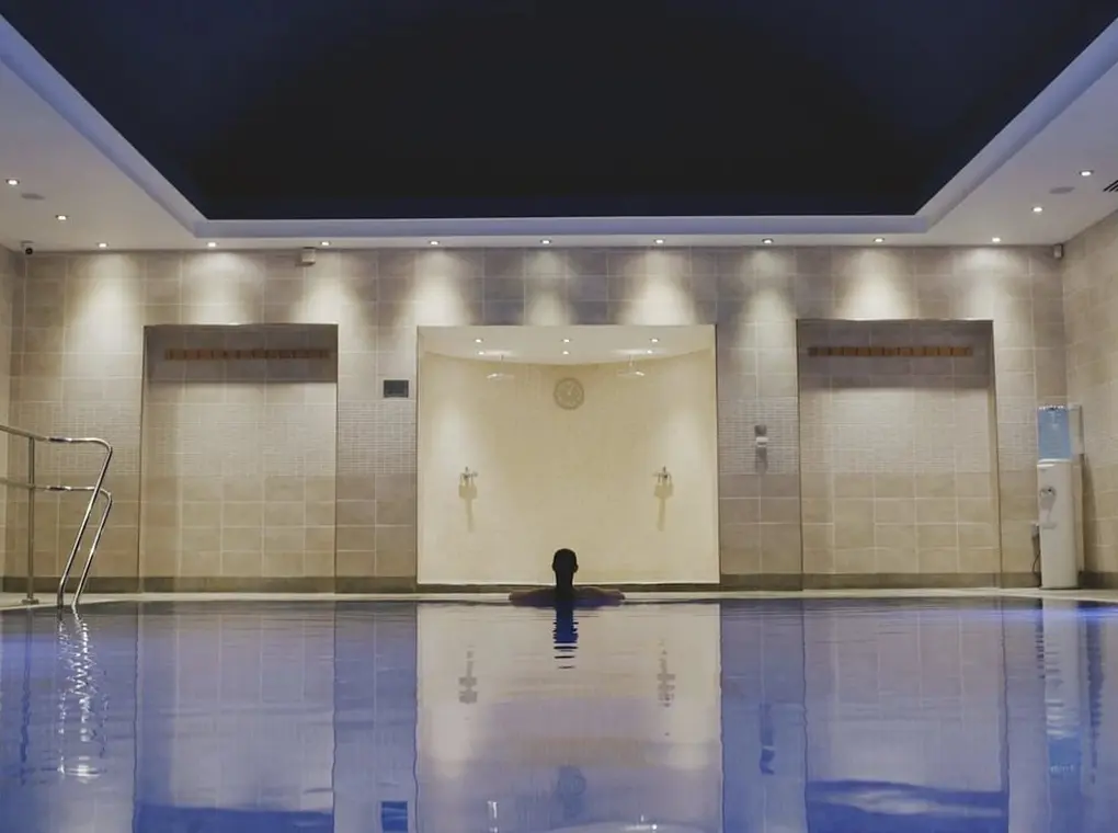 Fistral Spa Cornwall Medium 2